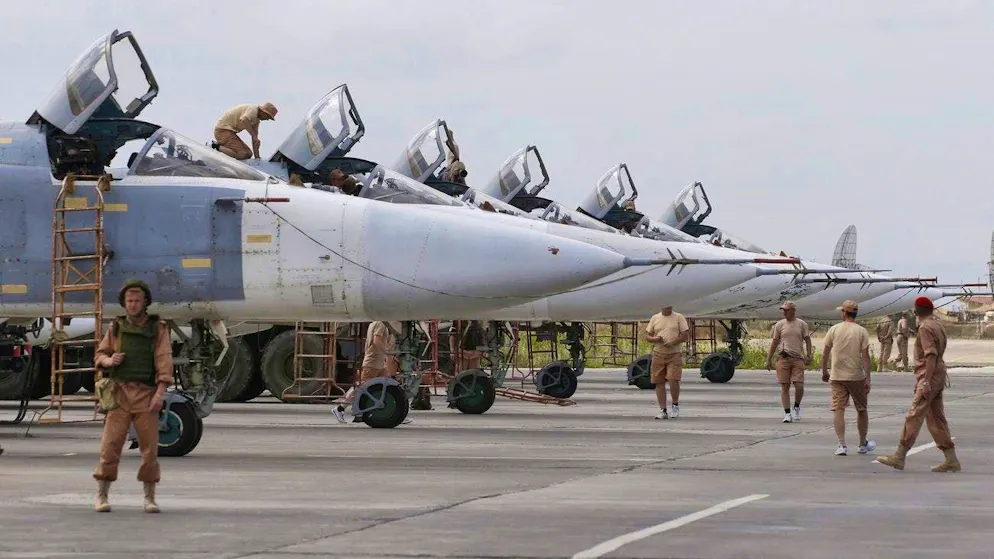 Des bombardiers russes Su-24 sur la base aérienne de Hmeimim.