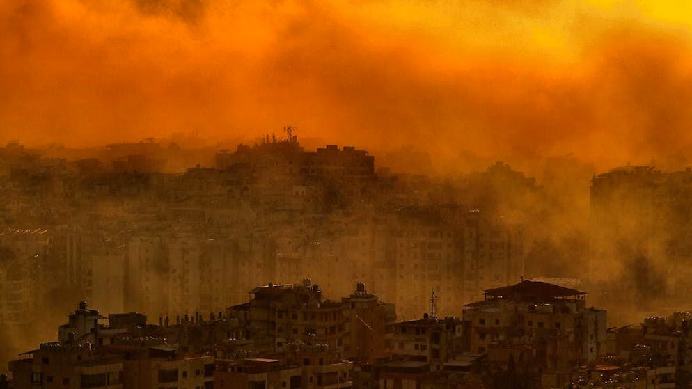 Smoke rises from a southern suburb of the Lebanese capital after heavy Israeli airstrikes on a pro-Iranian Hezbollah stronghold. Photo: Marwan Naamani/dpa