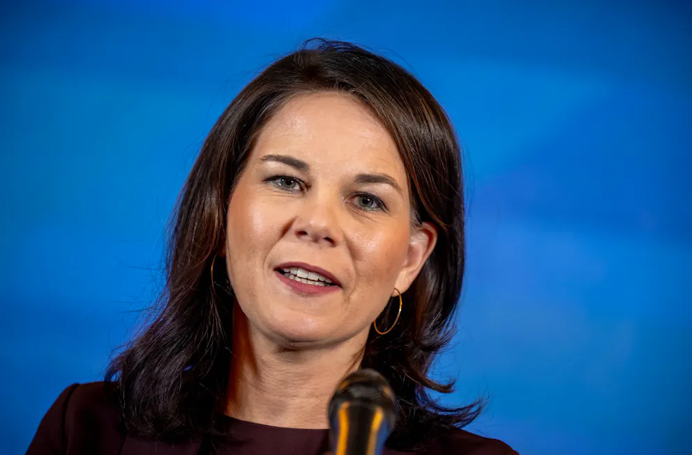 Alles, was dem Frieden in der Zukunft diene, werde man von deutscher Seite mit allen Kräften unterstützen, versprach die deutsche Aussenministerin Annalena Baerbock.