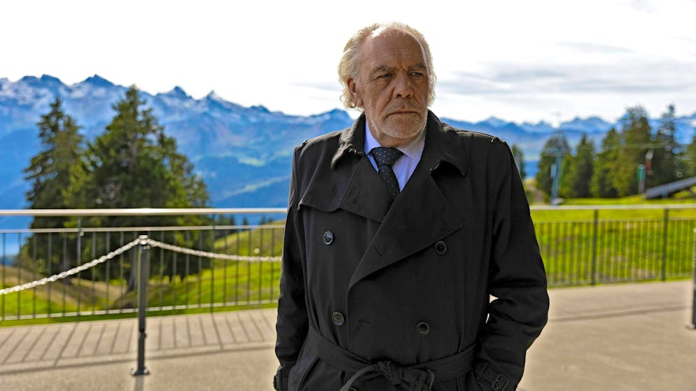 In his 20th Zurich crime thriller, lawyer Thomas Borchert (Christian Kohlund) has to solve an extensive series of murders. The biggest question of all in the two-parter is: what do the victims have in common?