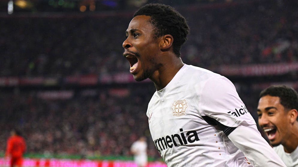 Bayern-K.o. nach Neuer-Rot gegen Leverkusen - Gallery. Der Joker sticht: Leverkusens Nathan Tella jubelt nach seinem Kopfballtor.