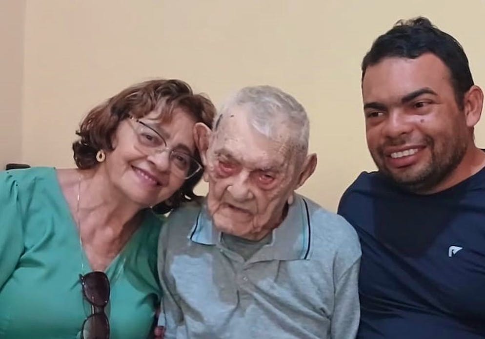 João Marinho Neto, l'uomo più anziano al mondo