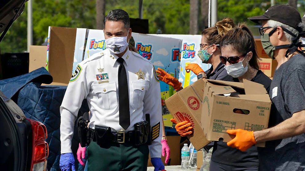 USA. Chad Chronister, sceriffo della Florida e fedelissimo di Trump, si ritira dalla guida dell'antidroga