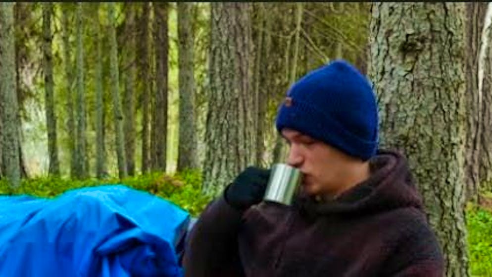 Ucciso dalla tempesta di neve. L'ultimo messaggio dell'influencer De Beul: «Sopravvivrò»