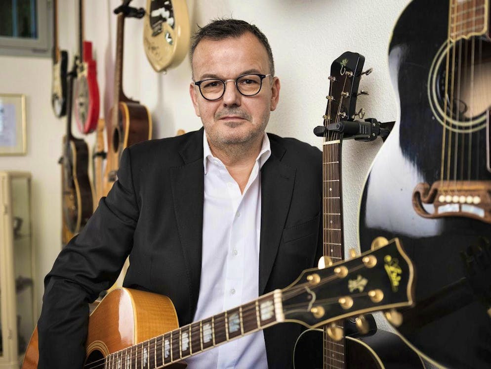 Back on stage: blues musician Philipp Fankhauser was saved from death by a stem cell donation in 2023.