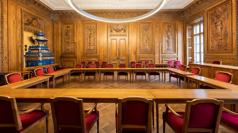 Le procès du féminicide se tient dans la salle du Conseil général de Neuchâtel (photo symbolique).