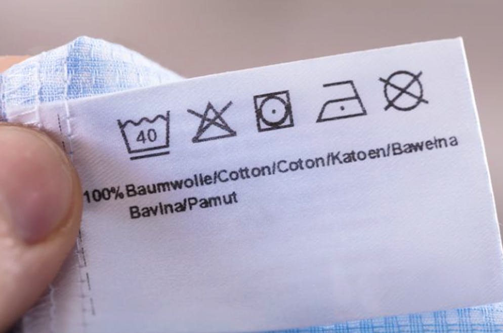 Tumblern, ja oder nein? Das Etikett in deinen Kleidern verrät es dir. 