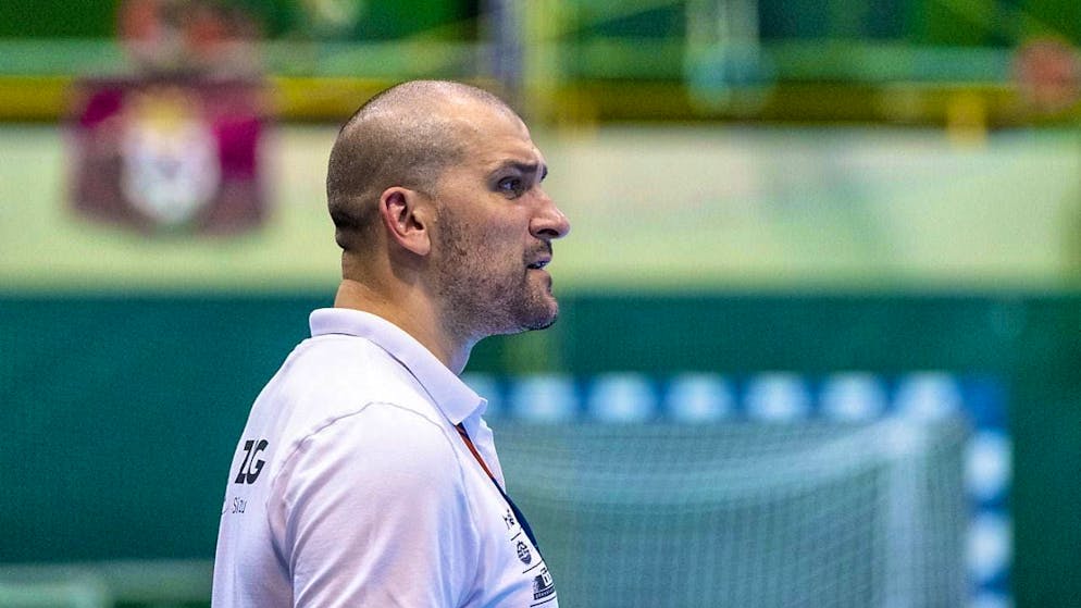 Kriens-Lucerne coach Zeljko Musa has to watch his players fail to seize the chance to win