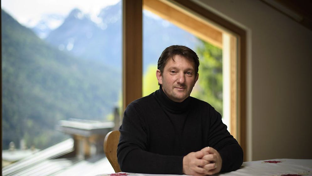 Eine Petition fordert vom Kanton Graubünden finanzielle Entschädigung für den Whistleblower und gefallenen Bauunternehmer Adam Quadroni. (Archivbild)