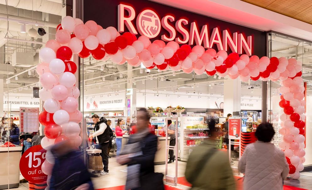 Aussenansicht der neuen Rossmann Filiale im Emmen Center bei Luzern am Donnerstag, 5. Dezember 2024. 