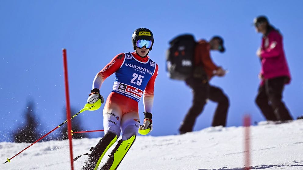 Lenz Hächler gewinnt erstmals ein Europacup-Rennen