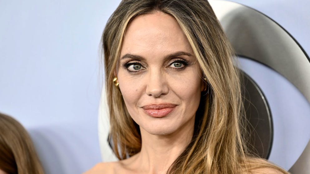 «Berührt mich noch immer». Angelina Jolie zeigt erstmals die Narben ihrer Brustamputation