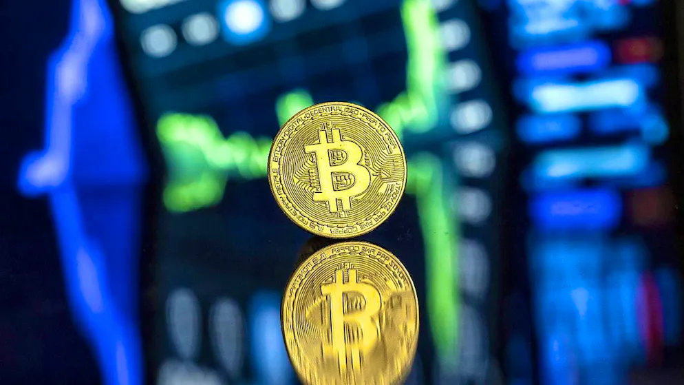 The best-known and most important cryptocurrency Bitcoin reached a high of 101,838 US dollars. (archive image)