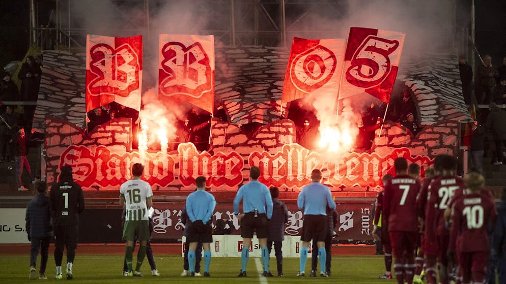 Der FC St. Gallen scheitert beim Unterklassigen Bellinzona - Gallery. Bellinzonas Fans waren heiss auf das Cupspiel
