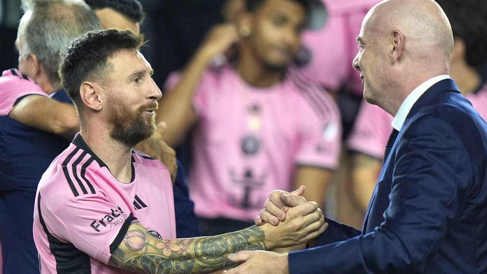 Erstaustragung im Sommer 2025. 50 Millionen alleine für die Teilnahme – alles zur umstrittenen Klub-WM