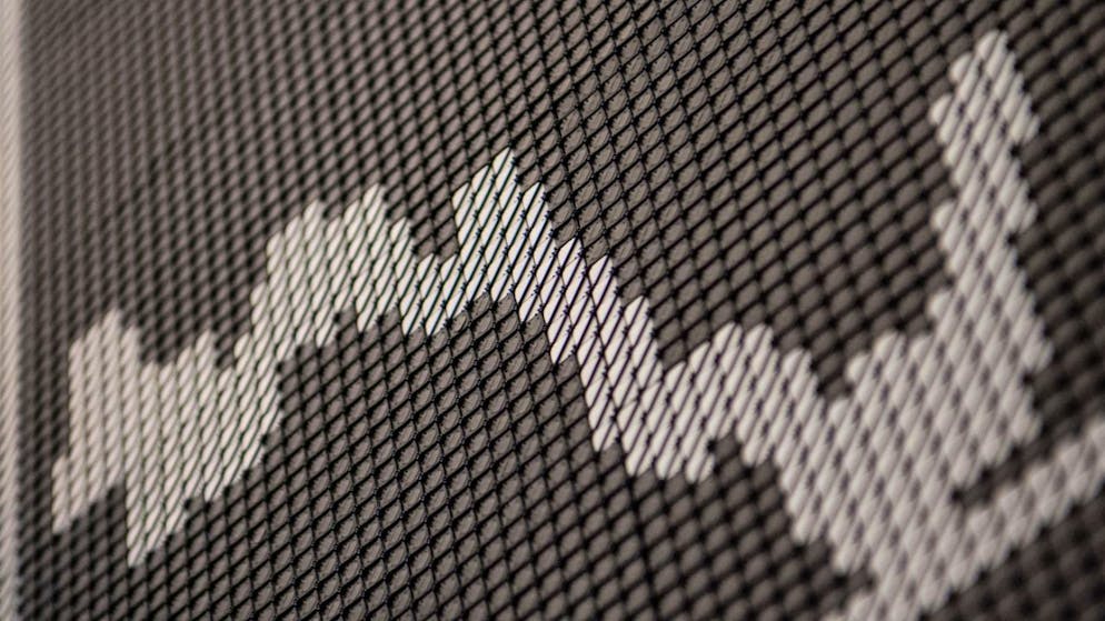 Non mancano le notizie di rilievo oggi per i mercati finanziari.