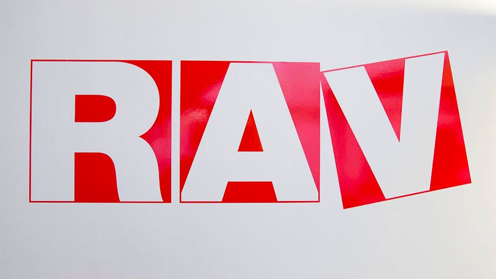 Die Zahl der Arbeitslosen in der Schweiz und die entsprechende Quote sind im November vor allem saisonal bedingt leicht gestiegen. Um diese Effekte bereinigt, blieb die Rate aber unverändert. (Archivbild)