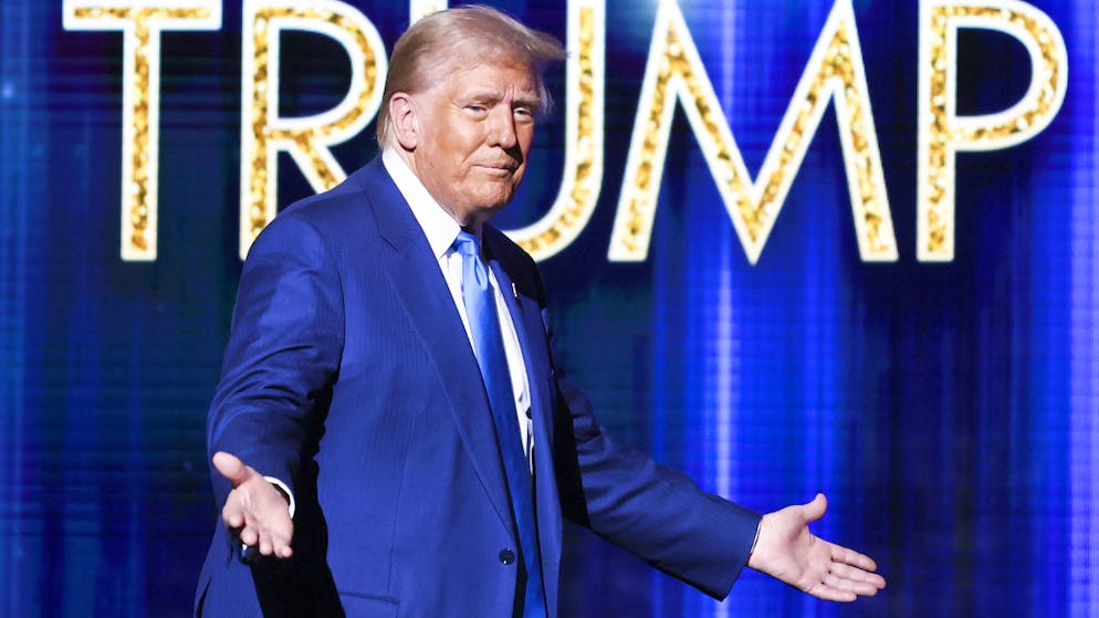 Donald Trump a jeté son dévolu sur une figure du mouvement QAnon pour diriger le FBI.