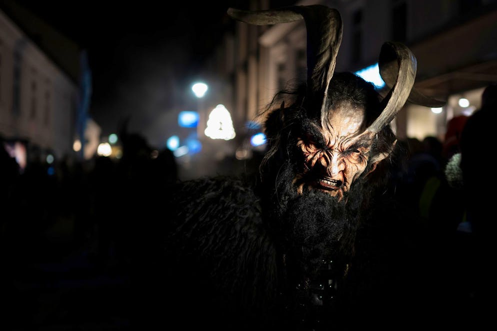 In Osttirol ist ein traditioneller Krampuslauf ausser Kontrolle geraten.