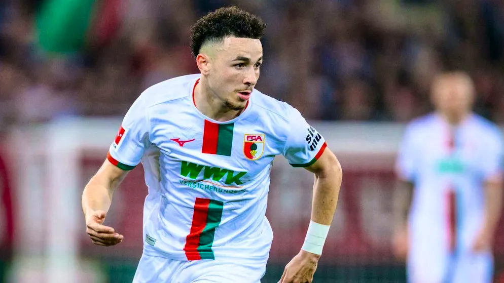 Ruben Vargas' contract with Augsburg expires at the end of June 2025.