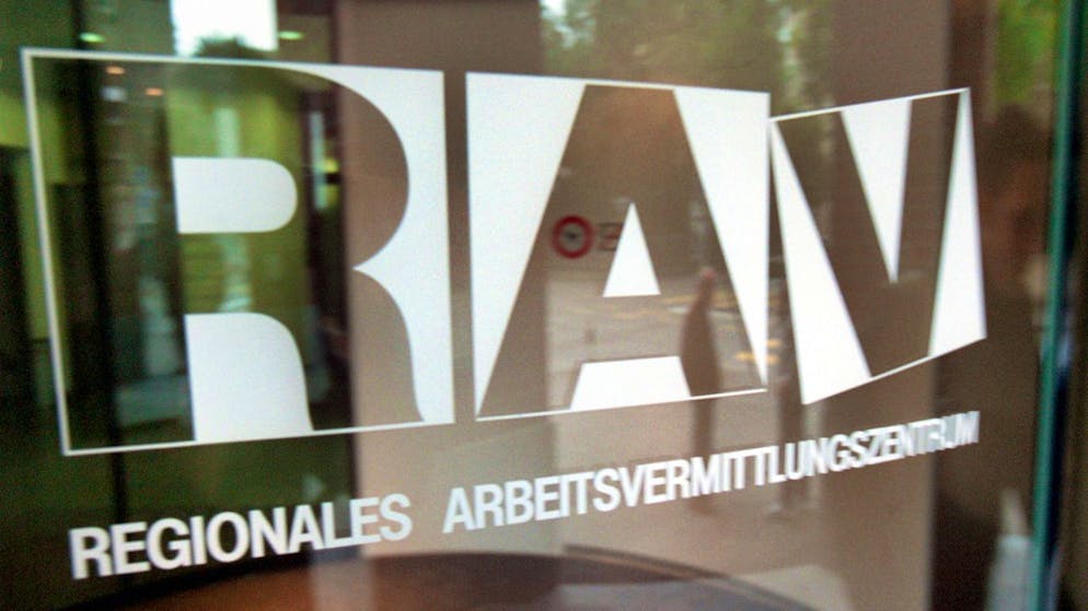 In Zukunft soll es im Kanton Zürich nur noch fünf bis sieben RAV geben. Aktuell sind es 16 Standorte. (Archivbild)