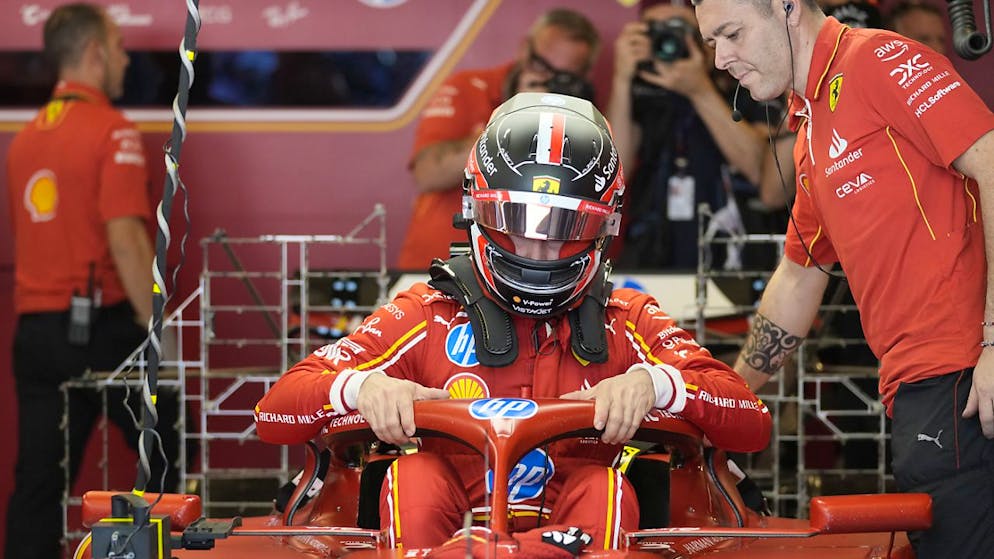 Arthur Leclerc nimmt im Freitagstraining in Abu Dhabi wie sein Bruder Charles im Ferrari Platz