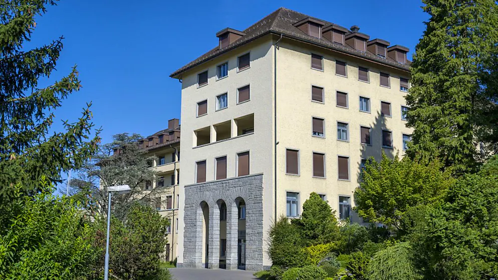 Die Liegenschaft Maria vom Berg in Menzingen wird ab 11. Dezember als Asylunterkunft in Betrieb genommen. (Archivbild)
