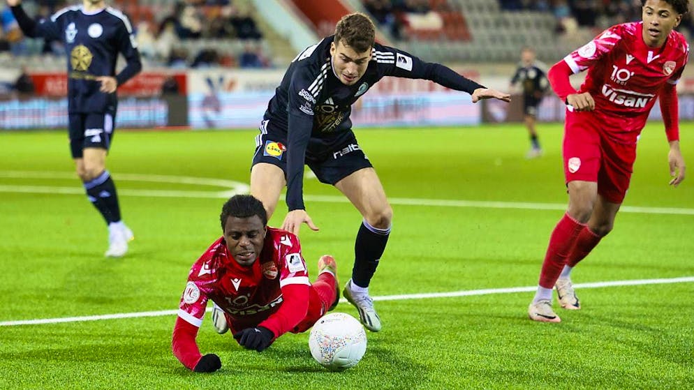 Tim Staubli gives Declan Frith and the Thun team a leg up against FC Wil
