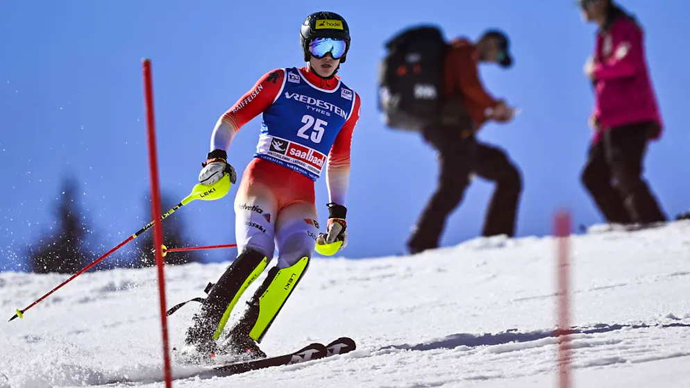 Der Zuger Slalom-Junioren-Weltmeister Lenz Hächler gewinnt auch den zweiten Europacup-Riesenslalom im Wallis. (Archivbild)