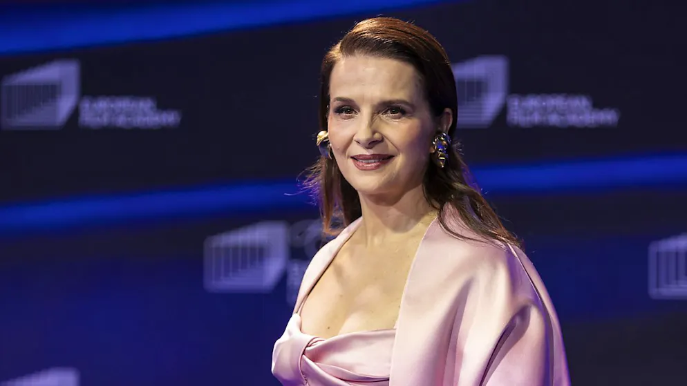Juliette Binoche, französische Schauspielerin und Präsidentin der Europäischen Filmakademie, eröffnete am Samstagabend den Blauen Teppich der European Film Awards in Luzern.