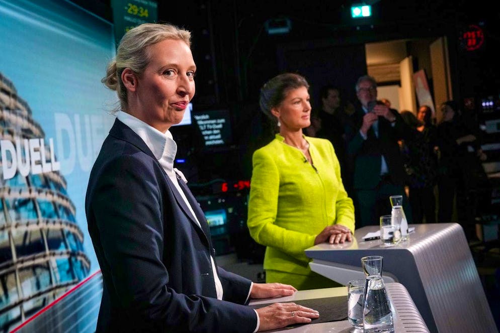 Alice Weidel and Sahra Wagenknecht, party chairwoman of BSW and member of the Bundestag, on October 9 before a TV duel on the news channel Welt-TV in Berlin.
