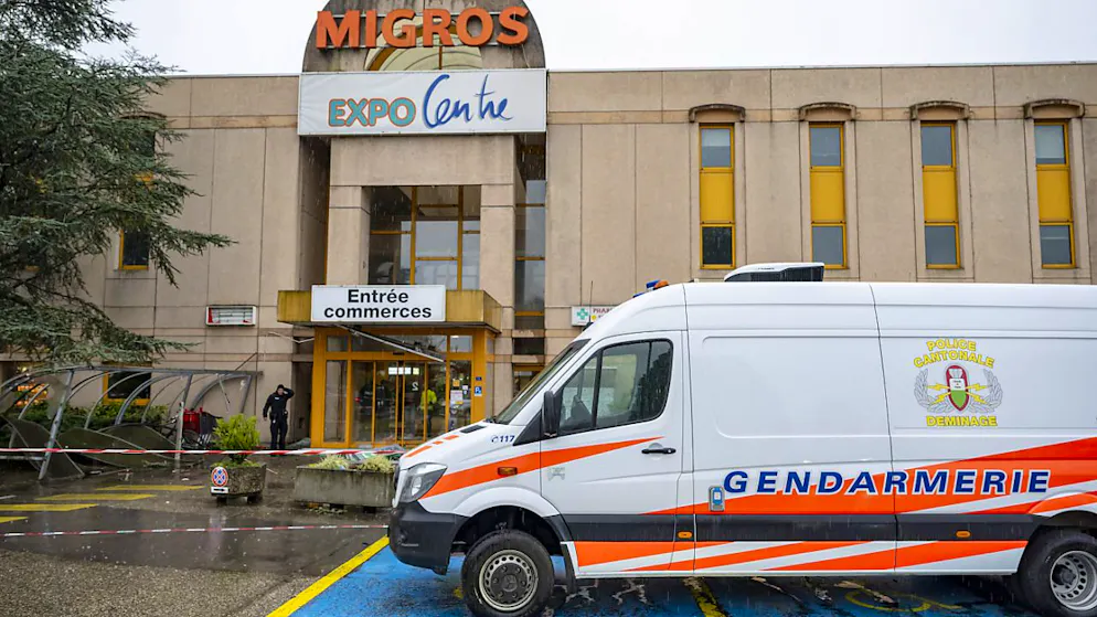 Ob der versuchte Raub in Montagny-pres-Yverdon VD (im Bild) und die Bankomatensprengung in Rossens FR zusammenhängen, blieb offen.