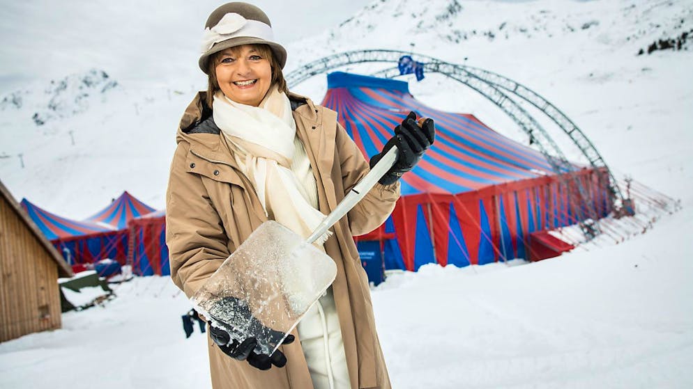 Die Arosa Humorschaufel geht in diesem Jahr an Ex-Bundesrätin Ruth Metzler-Arnold.