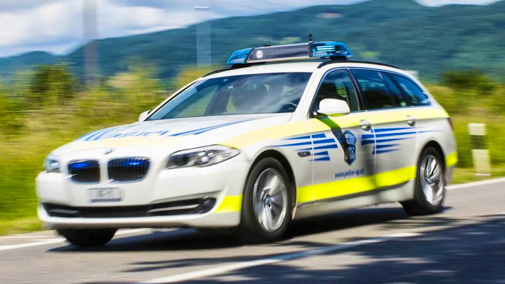 Grebnzwacht and Aargau cantonal police arrested two men near Eiken on December 6.