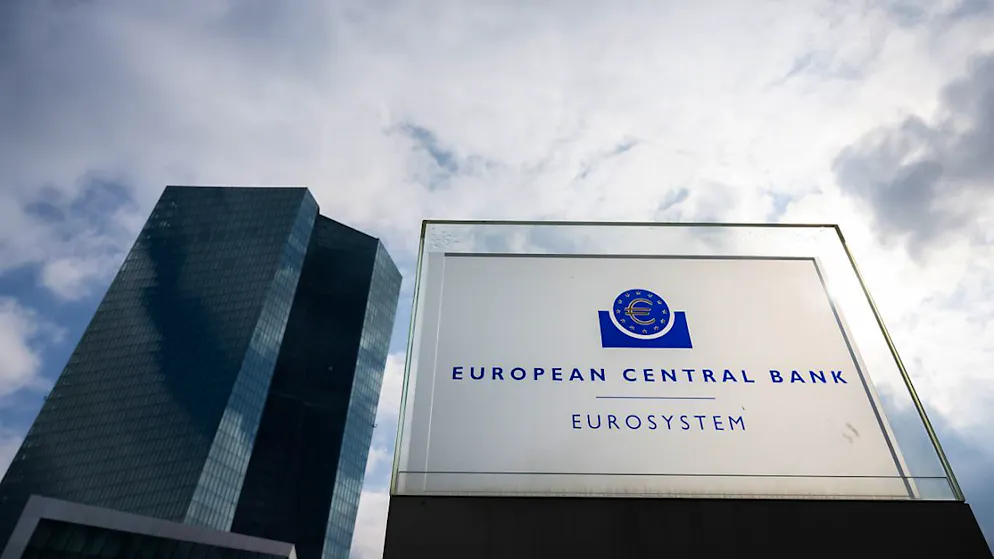 Non mancano le nuvole nei cieli dell'Eurozona.