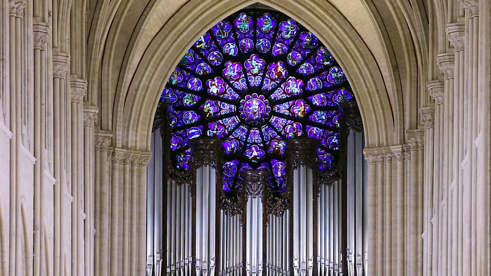 Réouverture. Notre-Dame célèbre sa première messe depuis cinq ans