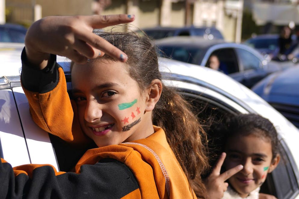 La commission d'enquête des Nations unies sur la Syrie a salué les déclarations de différentes parties promettant de protéger les civils. «Leurs actes doivent désormais correspondre à leurs mots», a-t-elle souligné.