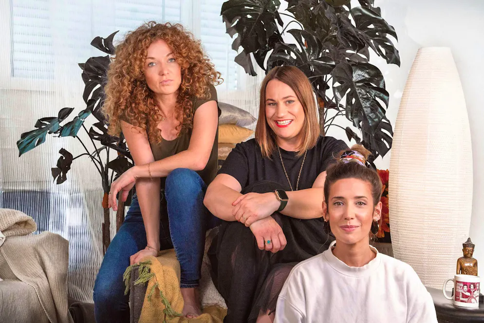Zivadiliring are Yvonne Eisenring, Maja Zivadinovic and Gülsha Adilji (from left).