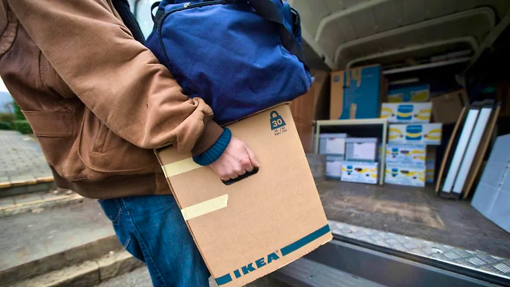 According to the FSO, around 695,000 people changed their place of residence within Switzerland in 2023. (archive image)