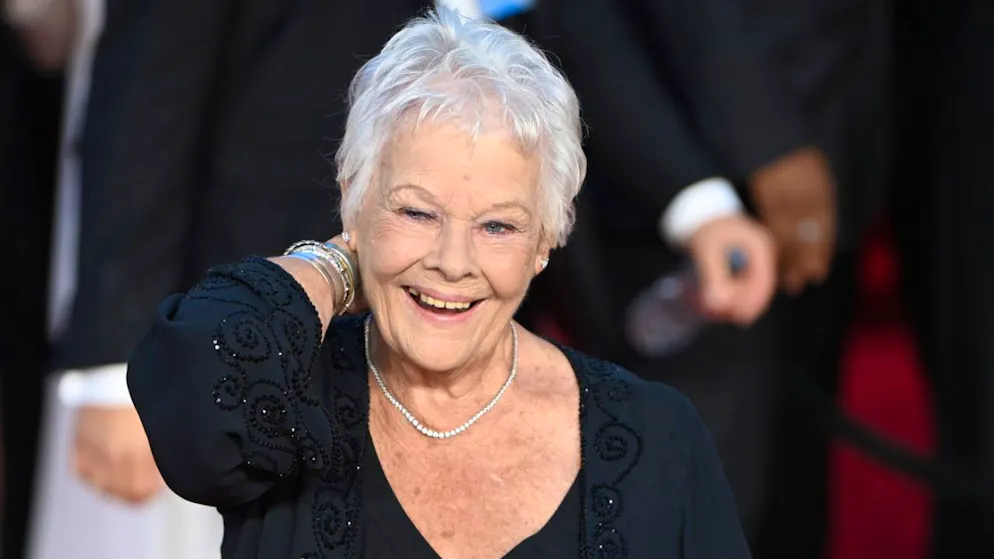 Die britische Schauspielerin Judi Dench war erfolgreich am Theater, und mit über 60 startete sie als Filmstar durch - etwa als Geheimdienstboss M in sieben James Bond-Filmen. Am heutigen Montag feiert sie ihren 90. Geburtstag. (Archivbild)