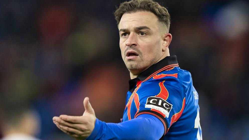 «Shaqiri soll einen Regel-Kurs machen». Das meinen die blue News Leser zur Schiri-Diskussion