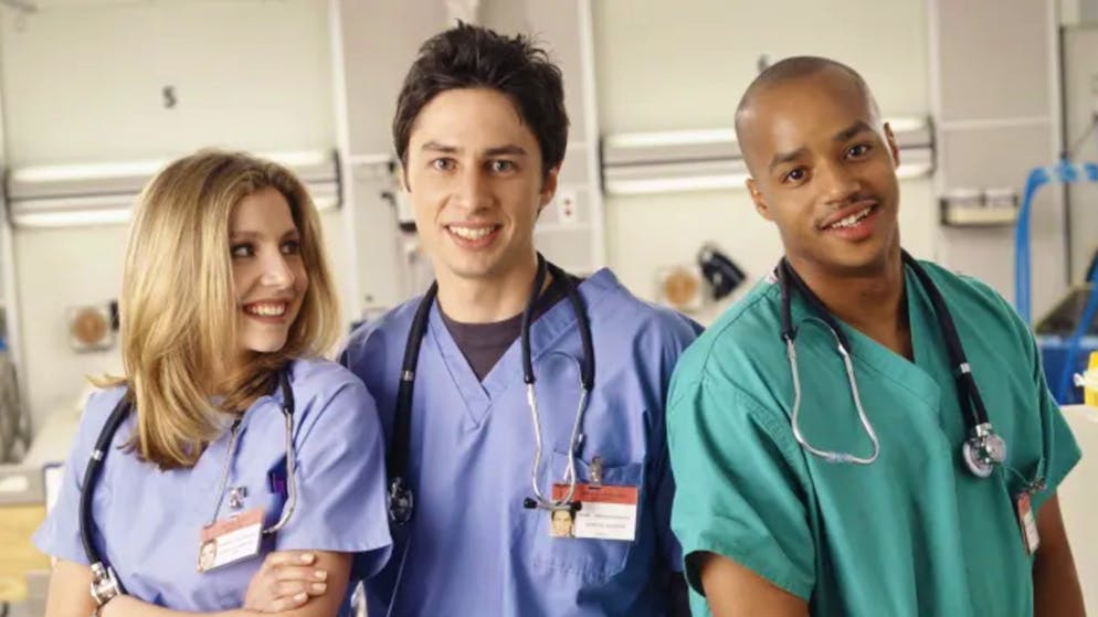 Die Original-Besetzung von «Scrubs – Die Anfänger»: Sarah Chalke, Zach Braff und Donald Faison spielten von 2001 bis 2010 in der Sitcom angehende Ärzte.