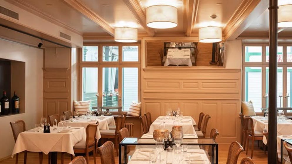 Gasthof in Winterthur. Restaurant wirbt mit veralteten Gault-Millau-Punkten