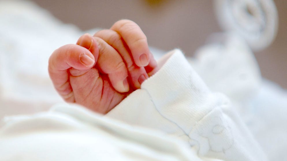 Alcuni son già morti. Quasi 200 bebè nati in Europa da un donatore di sperma sono a forte rischio di cancro