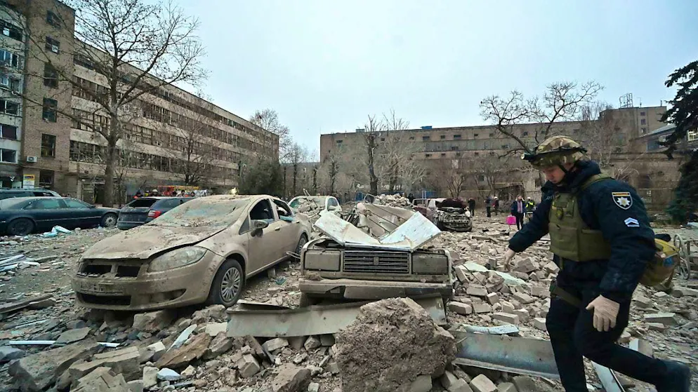 Vehicles destroyed by a Russian missile attack in Zaporizhia Photo: -/Ukrinform/dpa