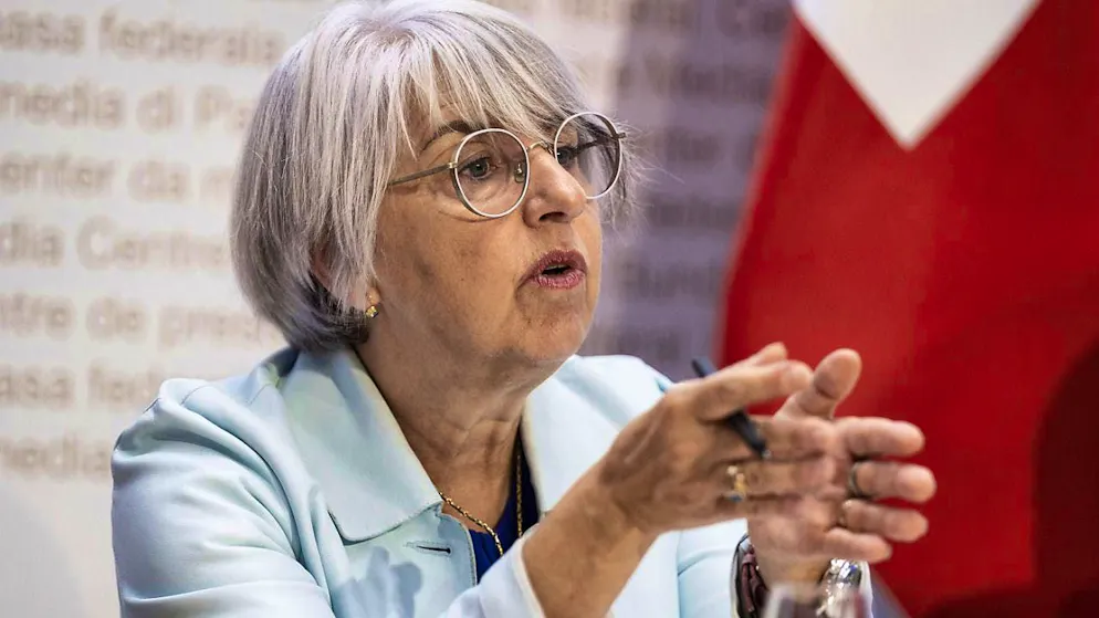 Wants to shake up taboos such as raising the retirement age and inheritance tax to finance the AHV: Federal Councillor Elisabeth Baume-Schneider.