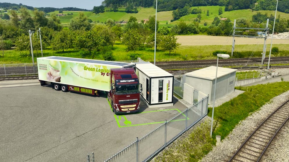 Der Mega Charger kann in Zukunft mit bis zu 2 MW laden.