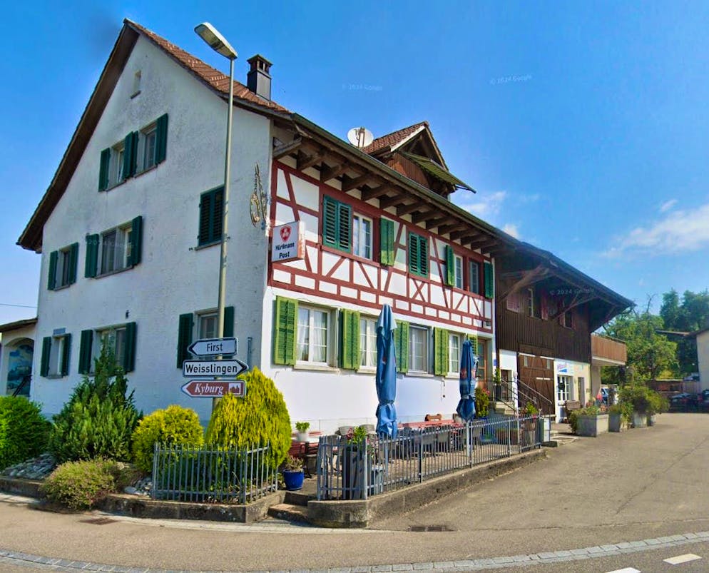 In summer, thirsty visitors gathered on the terrace. Now the Pöschtli in Agasul has to close.