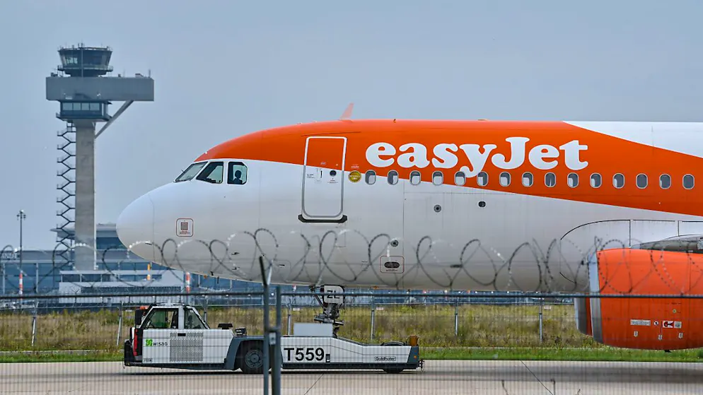 Die Fluggesellschaft Easyjet erweitert ihr Angebot am Flughafen Zürich ab nächstem Frühling um eine Strecke nach Rom. Ab 30. März fliegt die britische Firma zweimal täglich in die italienische Hauptstadt. Damit hat der Billigflieger 14 Strecken ab Zürich im Angebot. (Archivbild)