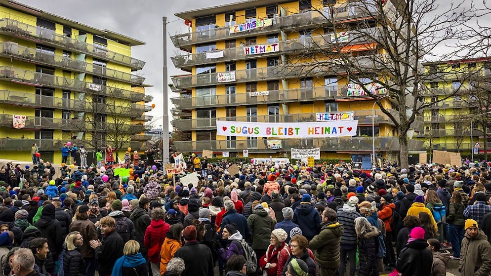 Die «Sugus-Häuser» sind nicht nur in Zürich derzeit ein grosses Thema. Dem Gemeinderat dienten sie als Grund, um mehr Geld für den Kauf von Liegenschaften zu sprechen. (Archivbild)